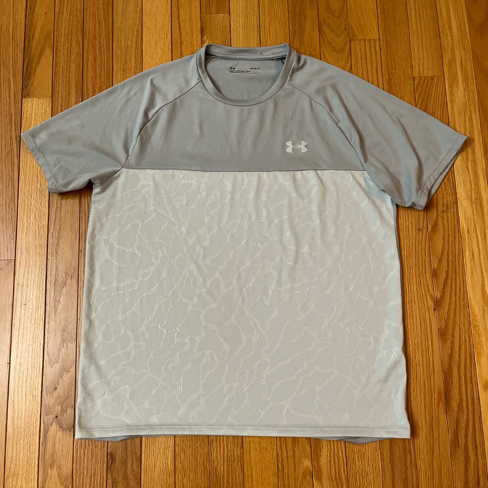 Under Armour HeatGear Gray Athletic T-Shirt Men’s Large